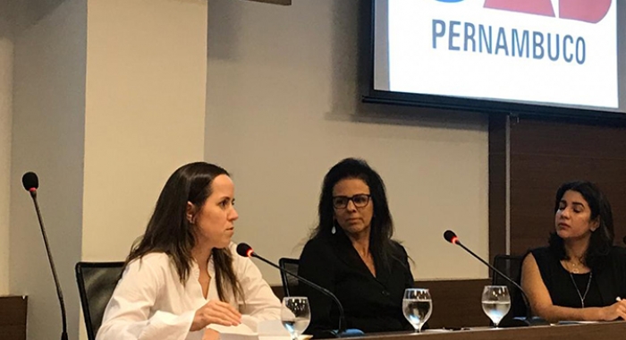 Camila Oliveira participa de encontro que discute arbitragem e mediação empresarial730x480